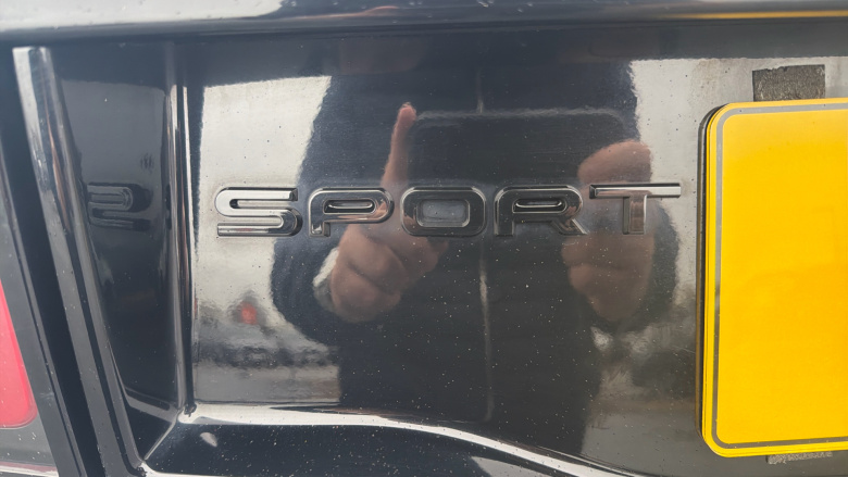 Land Rover Discovery Sport 2.0 D200 R-Dynamic S Plus 5dr Auto Diesel Station Wagon